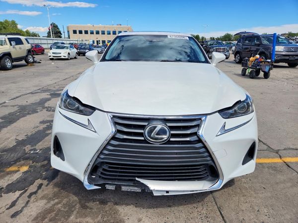 2017 LEXUS IS