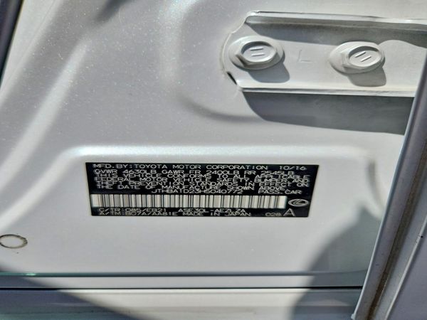 2017 LEXUS IS