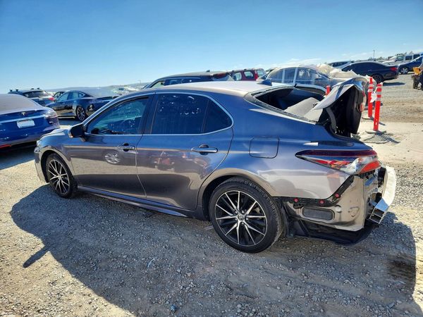 2023 TOYOTA CAMRY