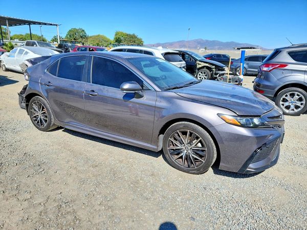 2023 TOYOTA CAMRY
