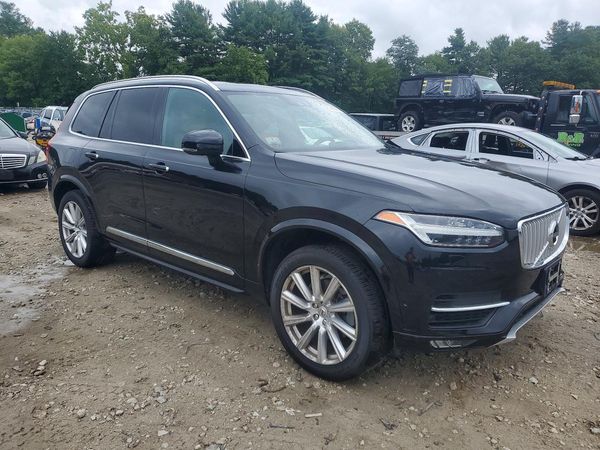 2016 VOLVO XC90