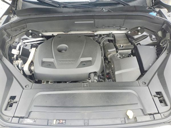 2016 VOLVO XC90