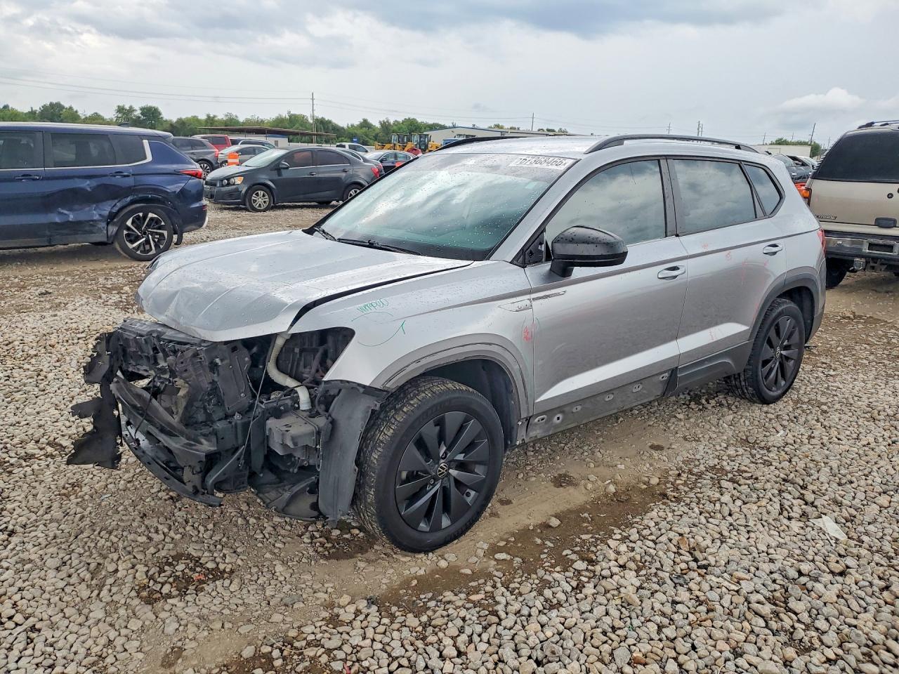 2022 VOLKSWAGEN TAOS