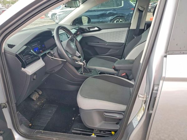 2022 VOLKSWAGEN TAOS