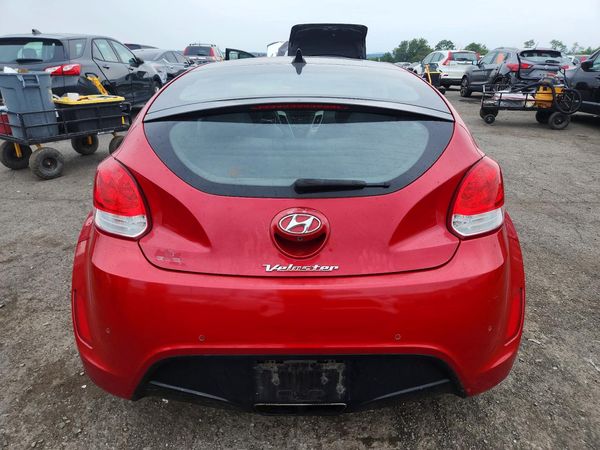 2013 HYUNDAI VELOSTER