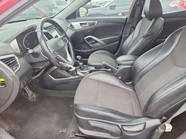 2013 HYUNDAI VELOSTER