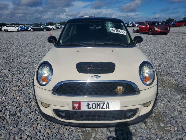 2013 MINI COOPER