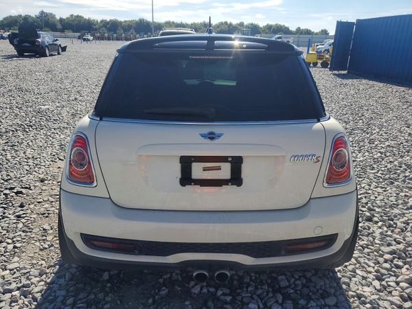 2013 MINI COOPER