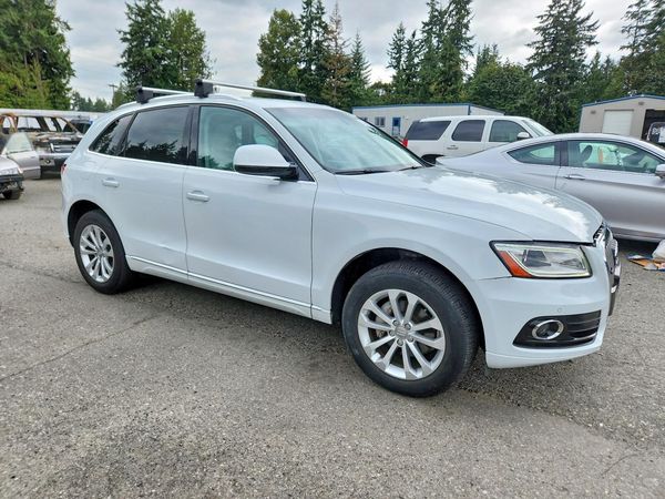 2016 AUDI Q5 quattro Premium Plus