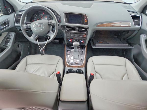 2016 AUDI Q5 quattro Premium Plus