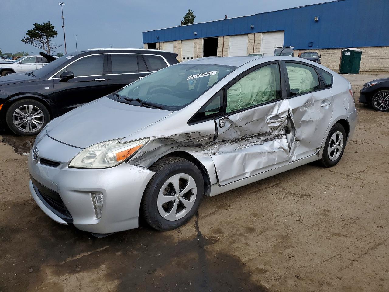 2015 TOYOTA PRIUS