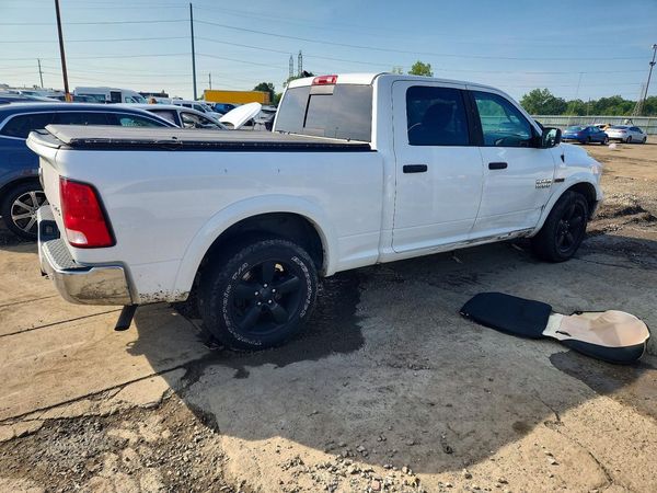2015 RAM 1500 SLT — PSRA