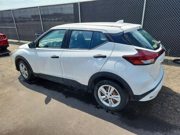 2021 NISSAN KICKS S
