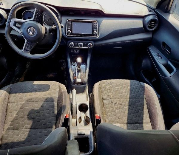 2021 NISSAN KICKS S