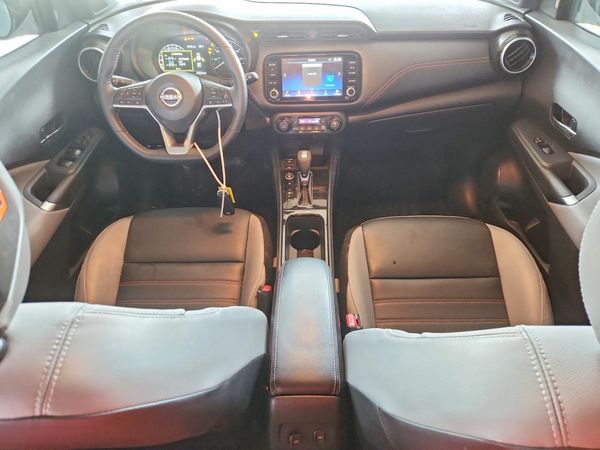 2023 NISSAN KICKS