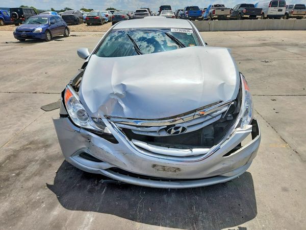2012 HYUNDAI SONATA