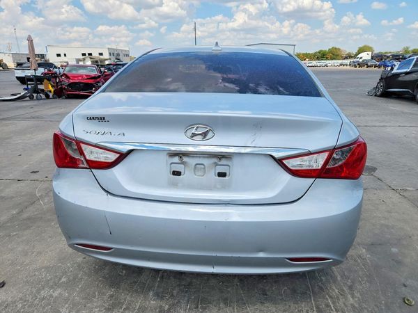 2012 HYUNDAI SONATA