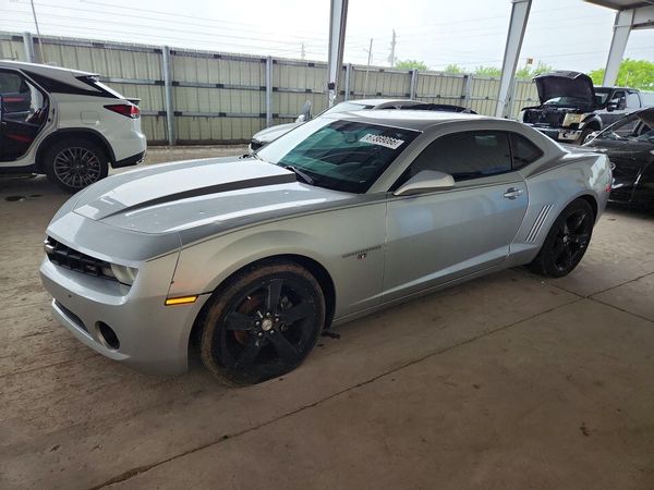 2012 CHEVROLET CAMARO LT — Front 3/4