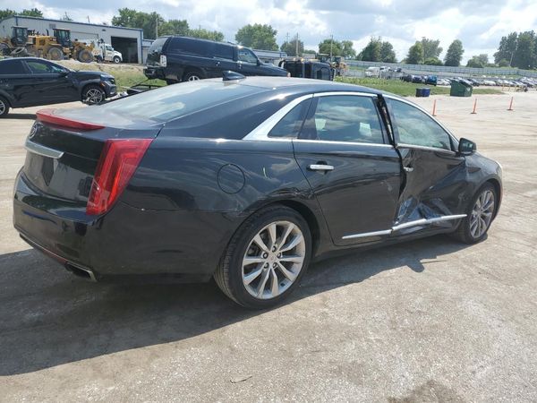2015 CADILLAC XTS Luxury
