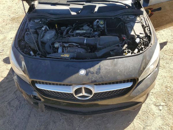 2014 MERCEDES-BENZ CLA-CLASS CLA250 — Engine bay