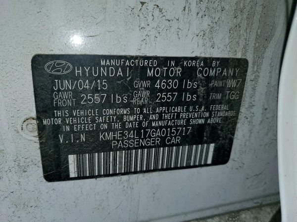 2016 HYUNDAI SONATA GLS (Middle)