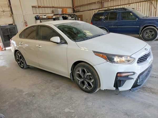 2020 KIA FORTE FE, LXS — Passenger 3/4