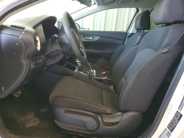 2020 KIA FORTE FE, LXS — DENT