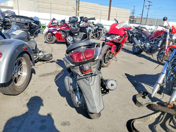 2018 YAMAHA SCOOTER