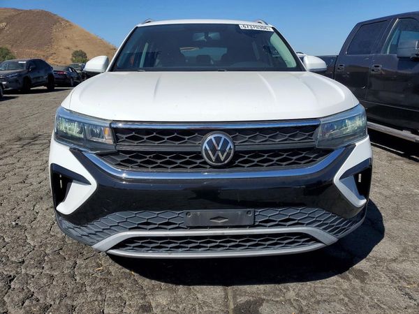 2022 VOLKSWAGEN TAOS