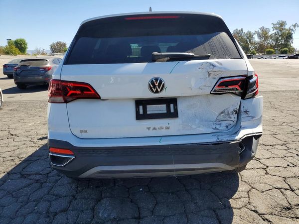 2022 VOLKSWAGEN TAOS