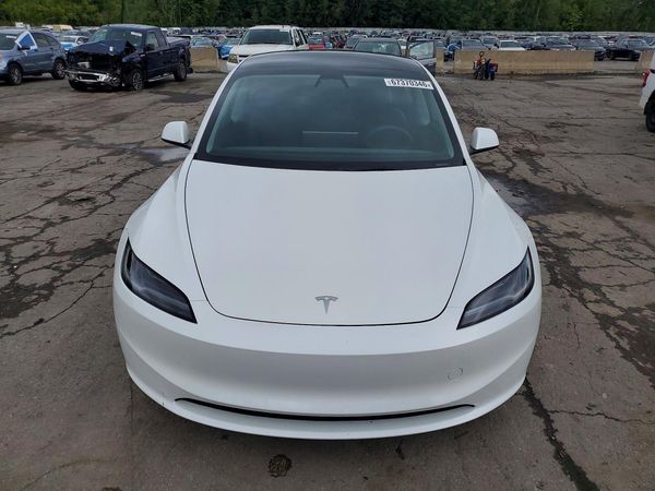 2025 TESLA MODEL 3