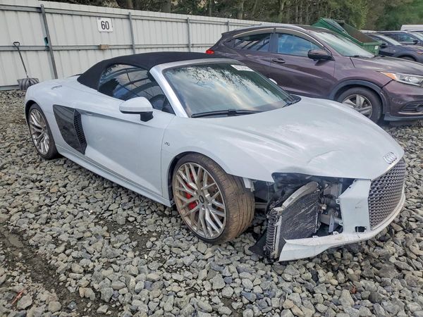 2020 AUDI R8 V10 quattro — Passenger 3/4