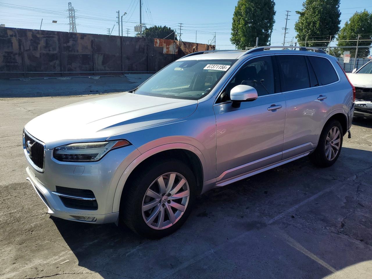 2016 VOLVO XC90