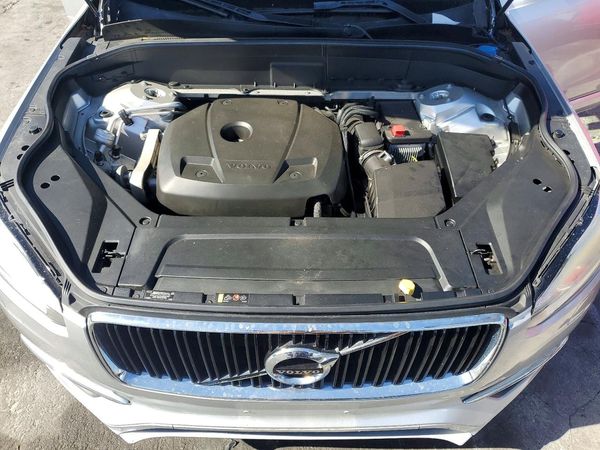 2016 VOLVO XC90