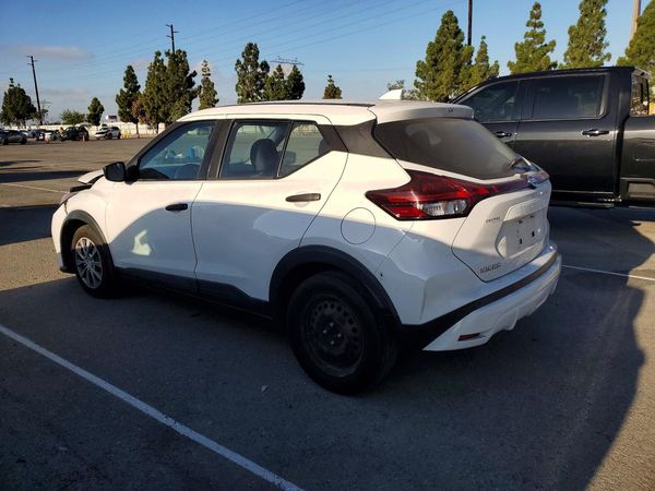 2021 NISSAN KICKS