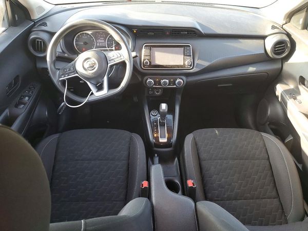 2021 NISSAN KICKS