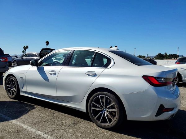 2022 BMW 330E