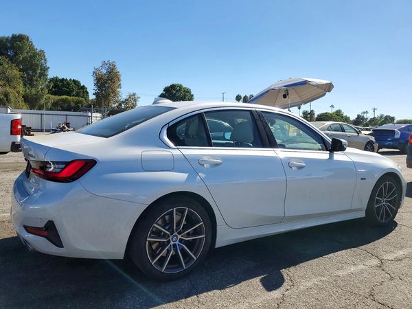 2022 BMW 330E