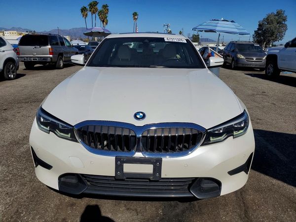2022 BMW 330E
