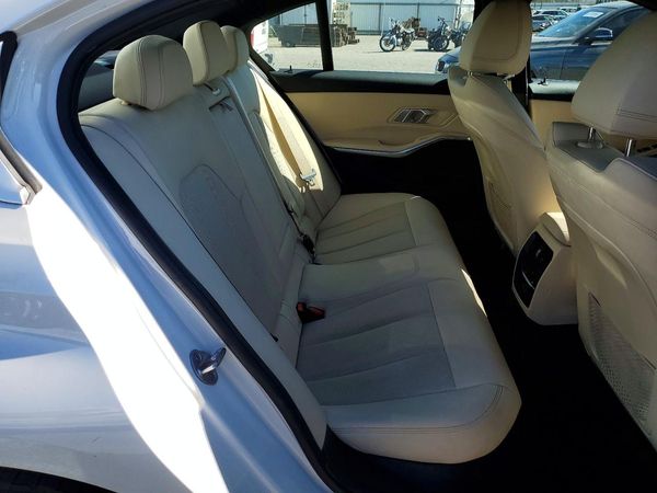 2022 BMW 330E