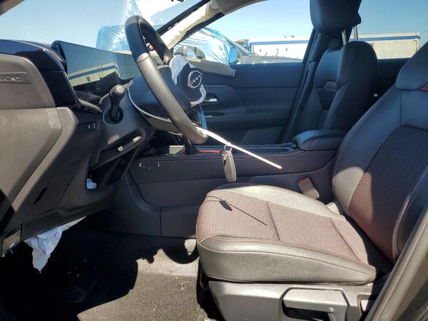 2026 NISSAN KICKS