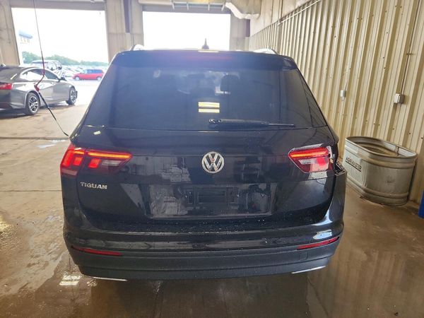 2020 VOLKSWAGEN TIGUAN S