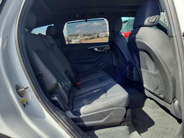 2025 AUDI Q7