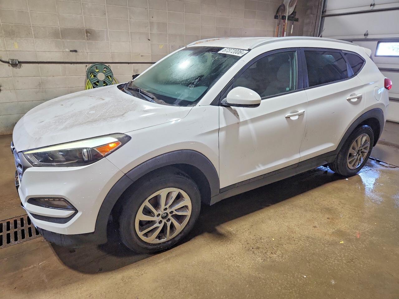 2016 HYUNDAI TUCSON