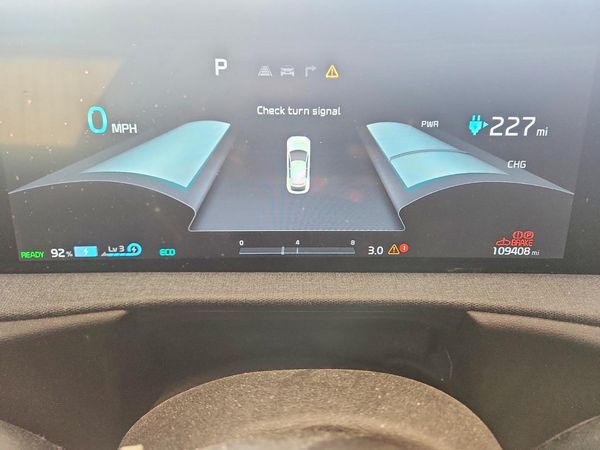 2023 KIA EV6 Light, Wind