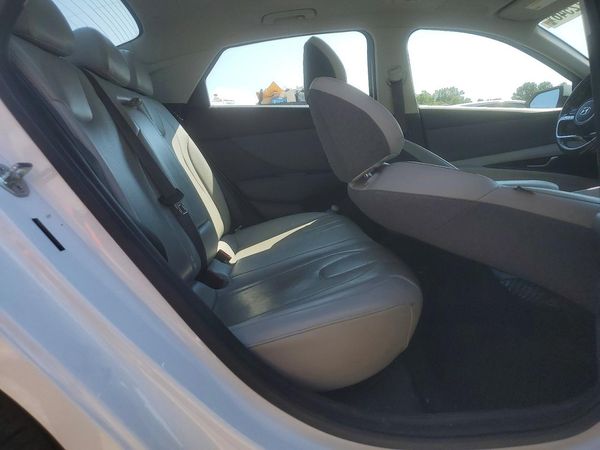 2021 HYUNDAI ELANTRA Limited
