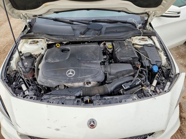 2018 MERCEDES-BENZ CLA CLA250-4M — Engine bay