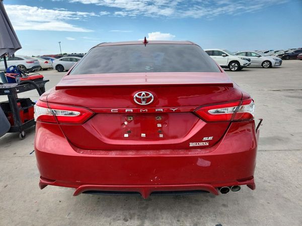 2020 TOYOTA CAMRY SE