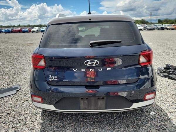 2023 HYUNDAI VENUE
