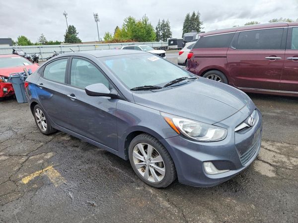 2013 HYUNDAI ACCENT